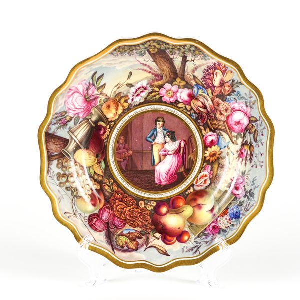 AN UNUSUAL ENGLISH PORCELAIN DESSERT PLATE