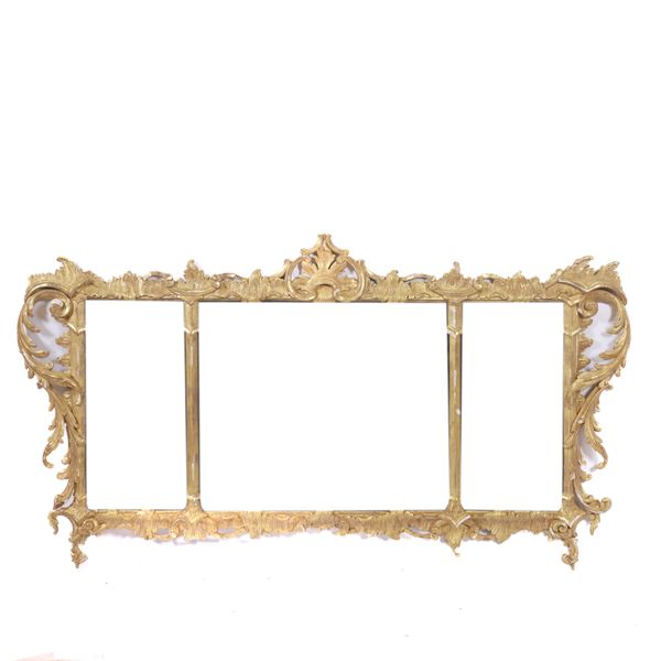 AN EARLY 18TH CENTURY STYLE GILT FRAMED TRIPLE PLATE WALL MIRROR