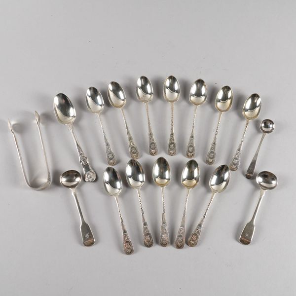 A GROUP OF SILVER TABLE FLATWARE (17)