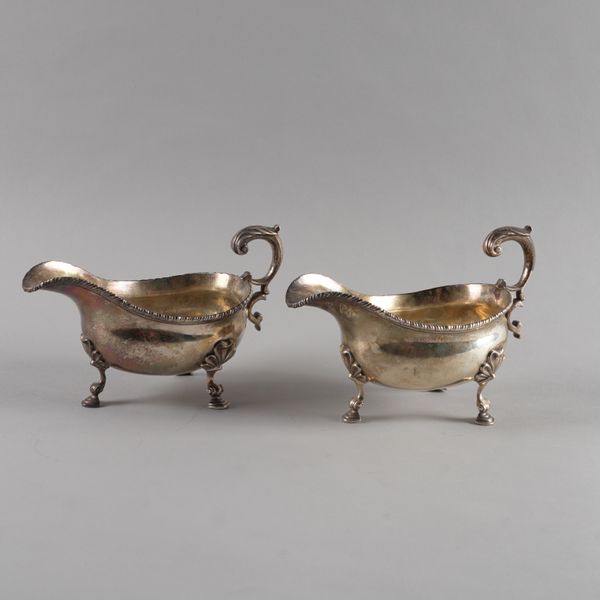 A PAIR OF GEORGE II SILVER SAUCEBOATS (2)