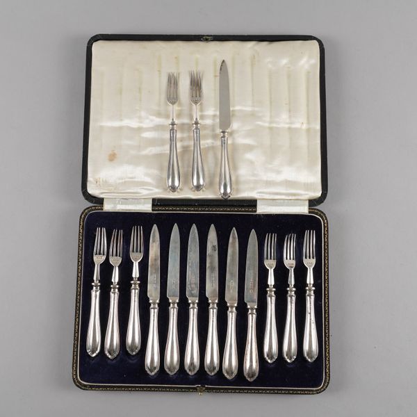 SIX SILVER BLADED TEA KNIVES, SIX SILVER PRONGED FORKS AND THREE FURTHER ITEMS (15)