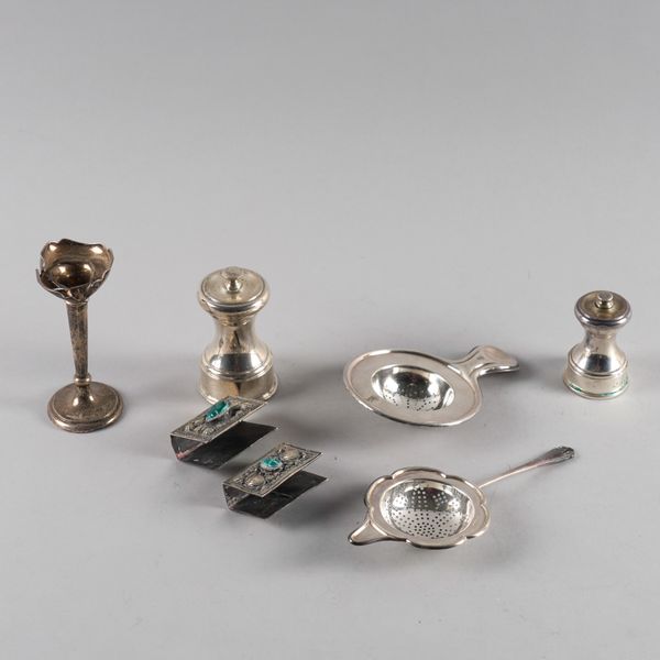 A GROUP OF SILVER, FOREIGN AND PLATED WARES (7)