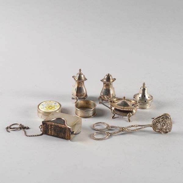 A GROUP OF SILVER AND FOREIGN WARES (10)