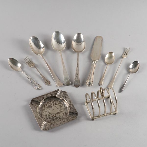 A GROUP OF SILVER (11)