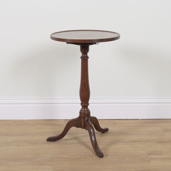 A LATE 18TH CENTURY MAHOGANY SNAP TOP WINE TABLE