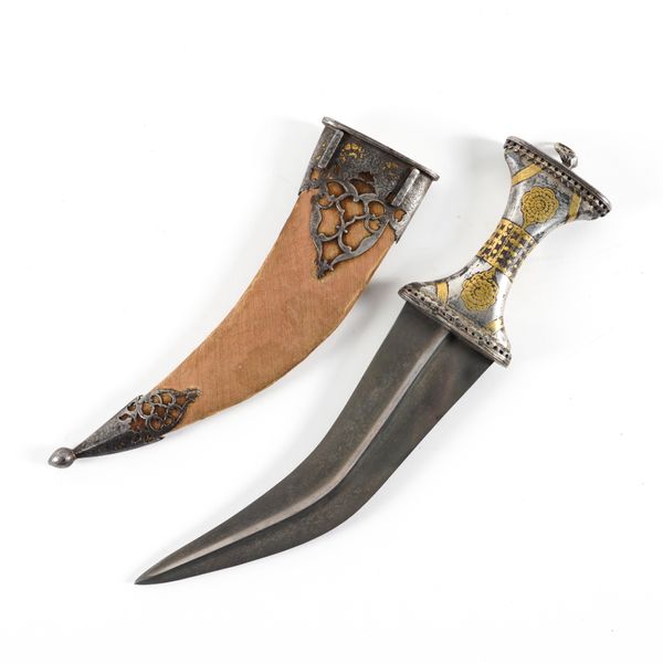 A FINE NORTH INDIAN JAMBIYA DAGGER FOR THE ARAB MARKET