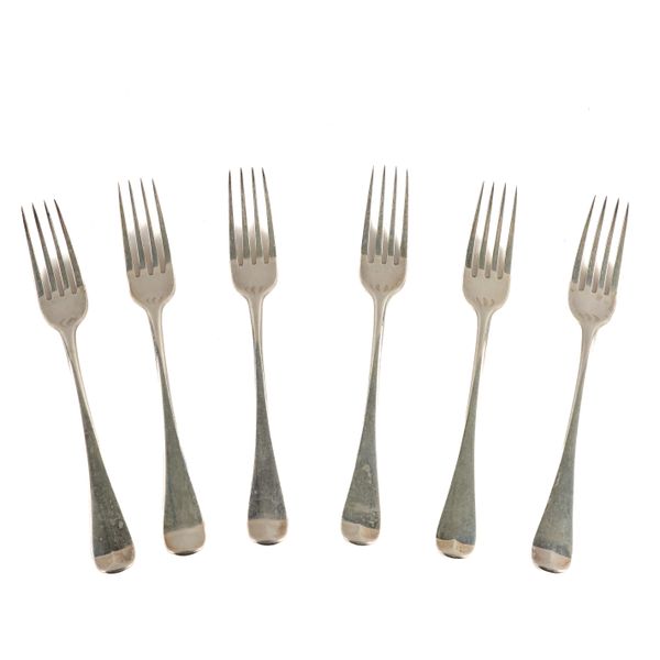 A SET OF SIX OLD ENGLISH PATTERN TABLE FORKS (6)
