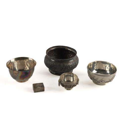 A GROUP OF ASIAN WARES (5)