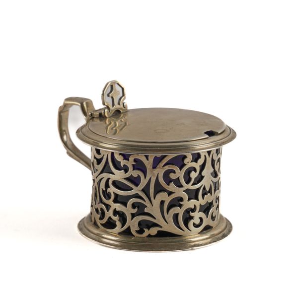 A VICTORIAN SILVER MUSTARD POT (2)