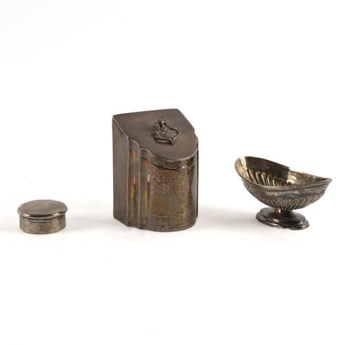 THREE ITEMS OF SILVER (3)