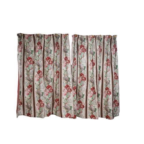 THREE PAIRS OF GLAZED COTTON FLORAL ‘CHINTZ’ CURTAINS AND THREE  OTHER SIMILAR CURTAINS (25)