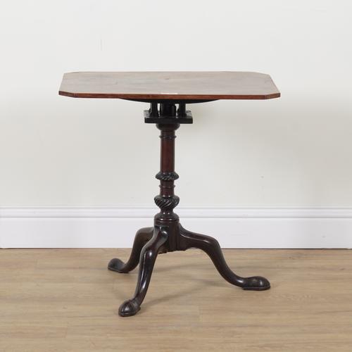 A MID 18TH CENTURY MAHOGANY SNAP TOP OCCASIONAL TABLE