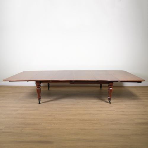 TUDOR & BURREY; A 19TH CENTURY MAHOGANY EXTENDING DINING TABLE
