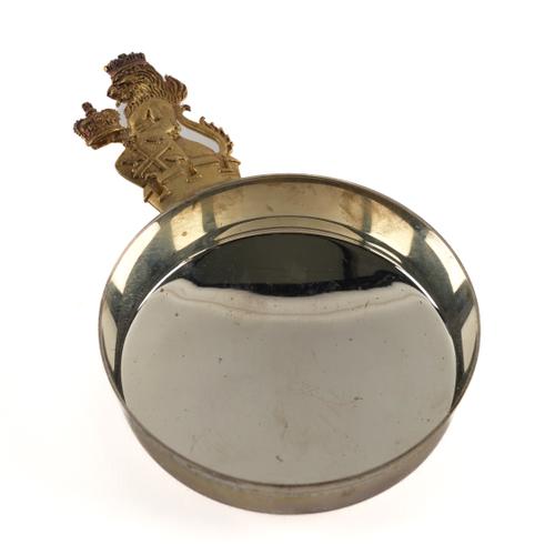 AN AURUM SILVER LIMITED EDITION DISH COMMEMORATING THE SILVER JUBILEE 1977