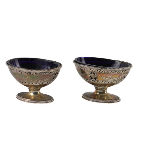 A PAIR OF GEORGE III SILVER SALTS (2)