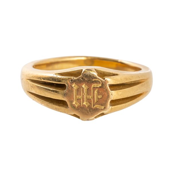 A GENTLMANS GOLD RING