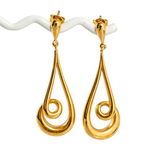 A PAIR OF 9CT GOLD PENDANT EARRINGS