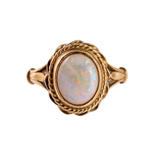 AN OPAL RING (2)
