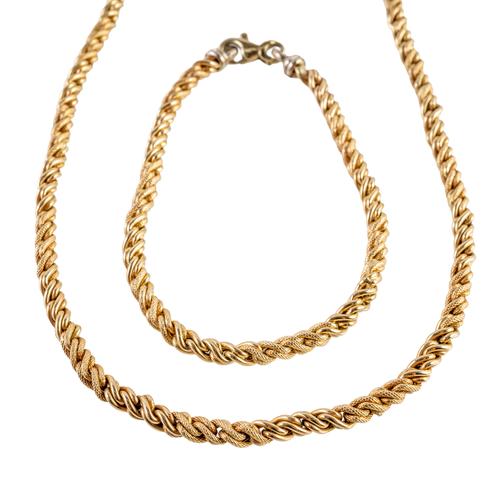 A FANCY LINK NECKLACE AND BRACELET (2)