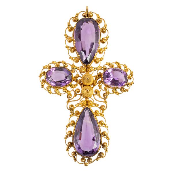 A GOLD AND AMETHYST PENDANT