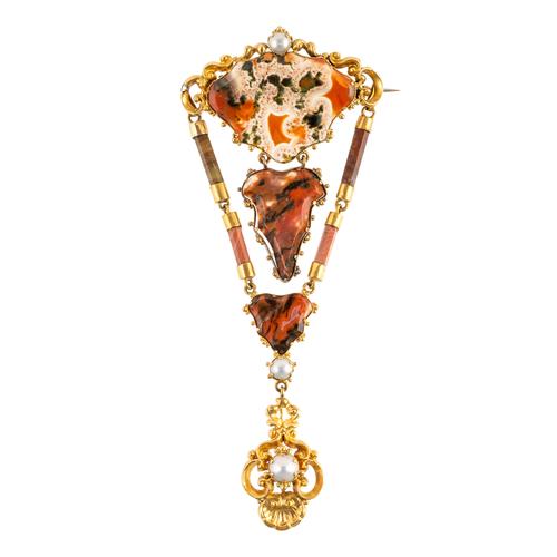 A VICTORIAN VARICOLOURED AGATE AND IMITATION PEARL BROOCH