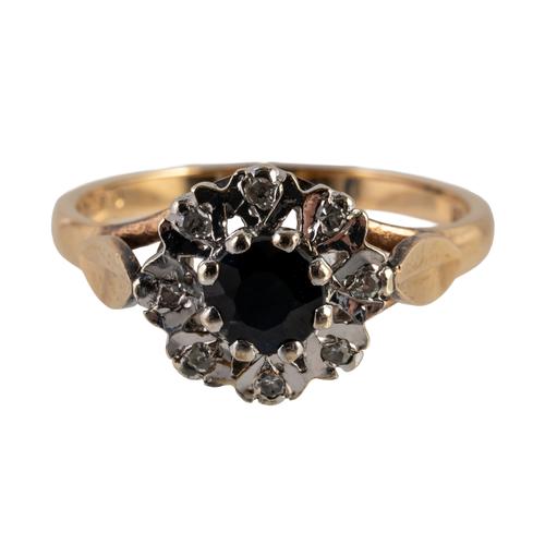 A 9CT GOLD, SAPPHIRE AND DIAMOND CLUSTER RING