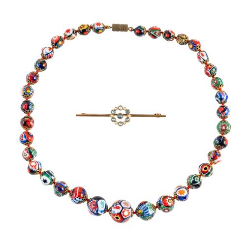 A BAR BROOCH AND A NECKLACE (2)