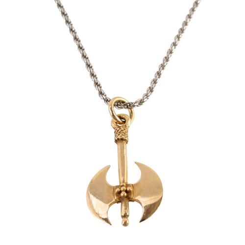 A GOLD PENDANT WITH A WHITE GOLD NECKCHAIN (2)