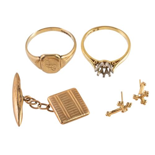 A COLLECTION OF GOLD JEWELLERY ITEMS (5)