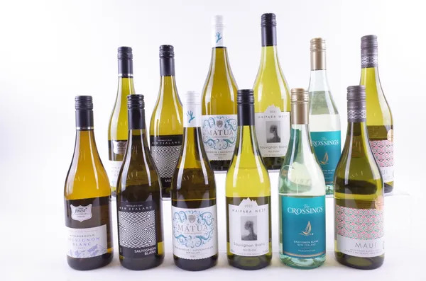 TWELVE BOTTLES NEW ZEALAND SAUVIGNON BLANC