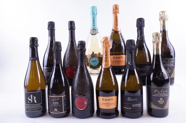 TWELVE BOTTLES ITALIAN SPARKLING WINE