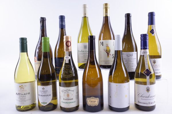 TWELVE BOTTLES CHARDONNAY