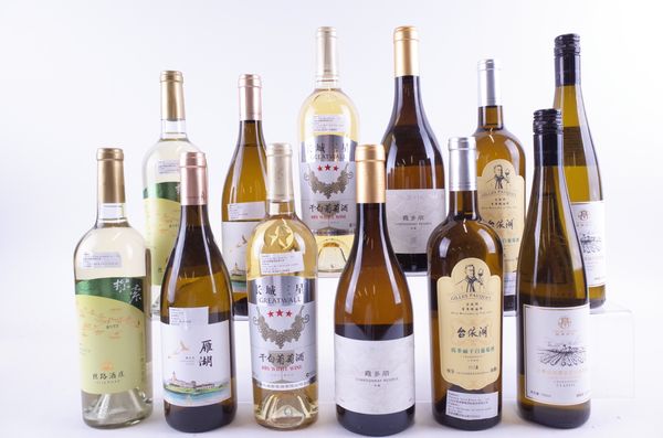 TWELVE BOTTLES CHINESE WHITE WINE