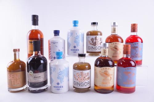 ELEVEN BOTTLES SPIRIT ALTERNATIVES AND ONE GIN