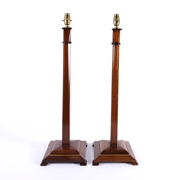 A PAIR OF MAHOGANY TABLE LAMPS (2)