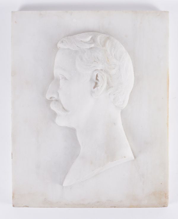 AN ITALIAN RELIEF CARVED MARBLE SIDE PROFILE OF A GENTLEMAN