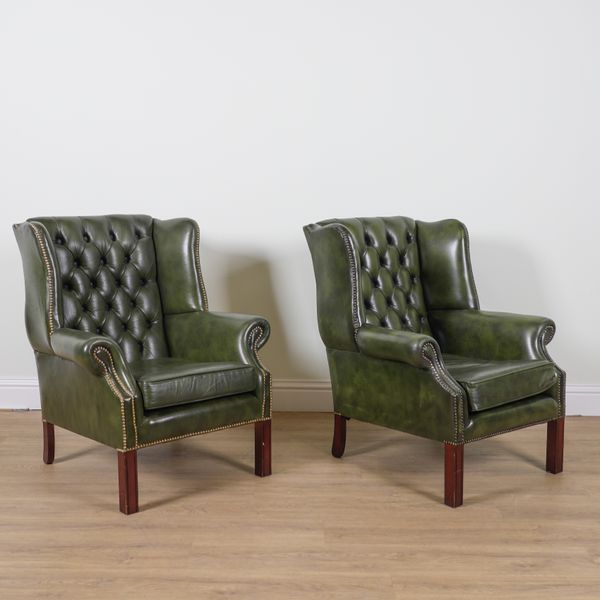 A PAIR OF 18TH CENTURY STYLE WINGBACK ARMCHAIRS (2)