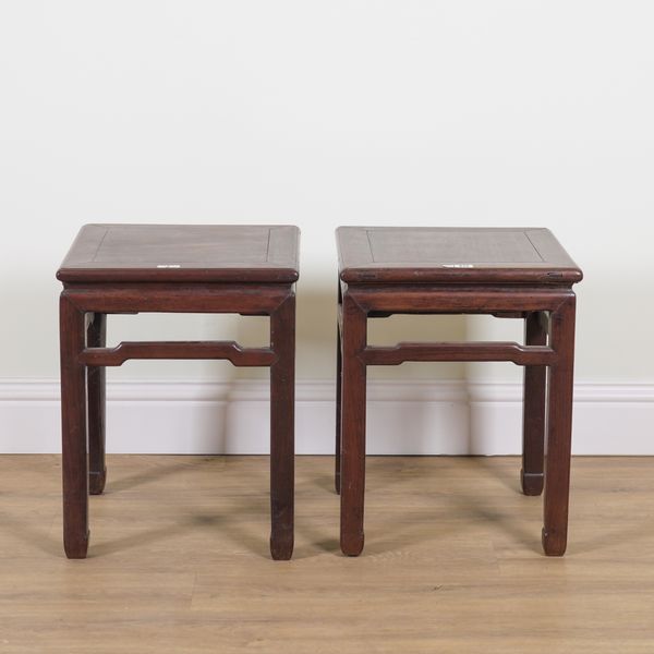 A PAIR OF EARLY 20TH CENTURY CHINESE EXPORT HARDWOOD SQUARE SIDE TABLES (2)