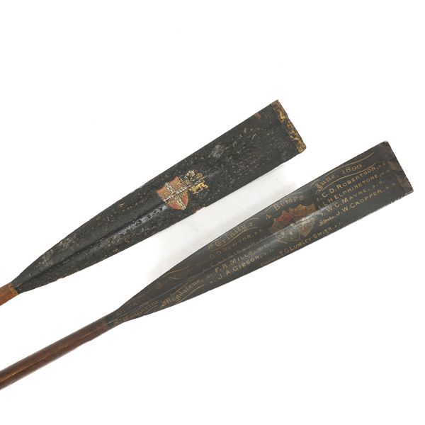 A LATE VICTORIAN TRINITY COLLEGE CAMBRIDGE ‘4 BUMPS’ COMMEMORATIVE OAR (2)