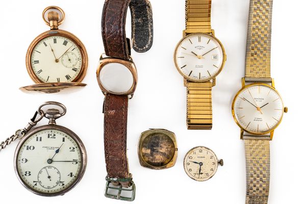 THREE GENTLEMEN'S WRISTWATCHES, TWO FURTHER WATCHES AND A SILVER WATCH ALBERT CHAIN (6)