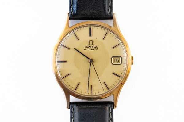 AN OMEGA AUTOMATIC 9CT GOLD CIRCULAR CASED GENTLEMAN'S WRISTWATCH