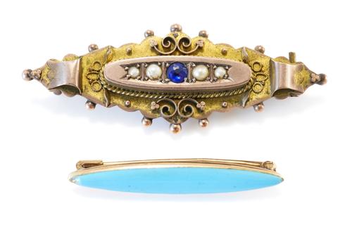 TWO GOLD BROOCHES (2)