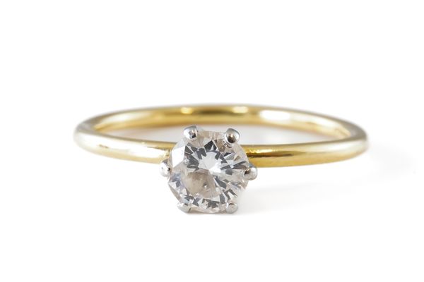 A SINGLE STONE DIAMOND RING