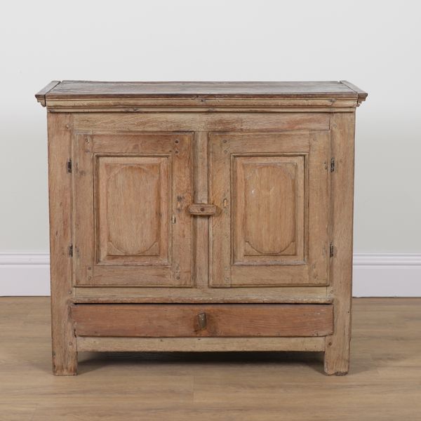 AN 18TH CENTURY PROVINCIAL OAK CABINET