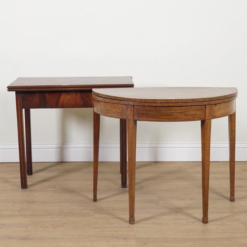 A GEORGE III MAHOGANY RECTANGULAR TEA TABLE (2)