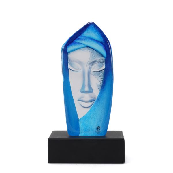 MATS JONASSON ( BORN 1945) FOR MALERAS. A SWEDISH STUDIO GLASS 'BATZEBA' FACE SCULPTURE