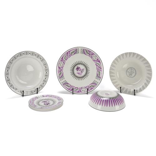 EDWARD BAWDEN (1903-89) FOR WEDGWOOD A SMALL GROUP OF 'HEARTEASE' PATTERN EARTHENWARES (5)