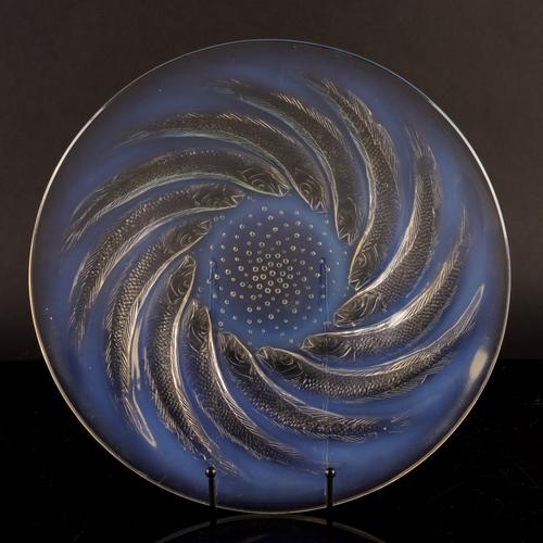 A LALIQUE 'POISSONS' OPALESCENT GLASS DISH