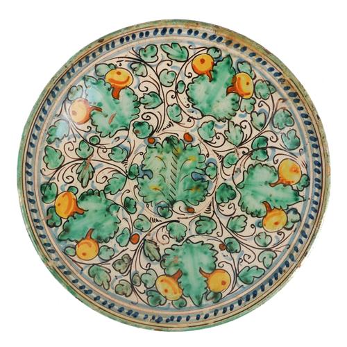 AN ITALIAN MAIOLICA DISH