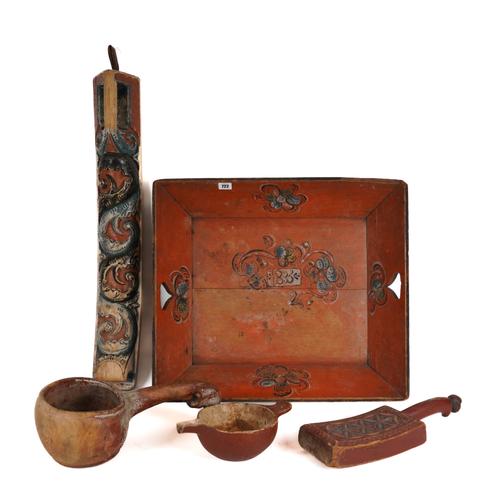 A NORTH EUROPEAN POLYCHROME MANGLE BOARD, TRAY, BUTTER PRESS AND TWO SCOOPS (4)